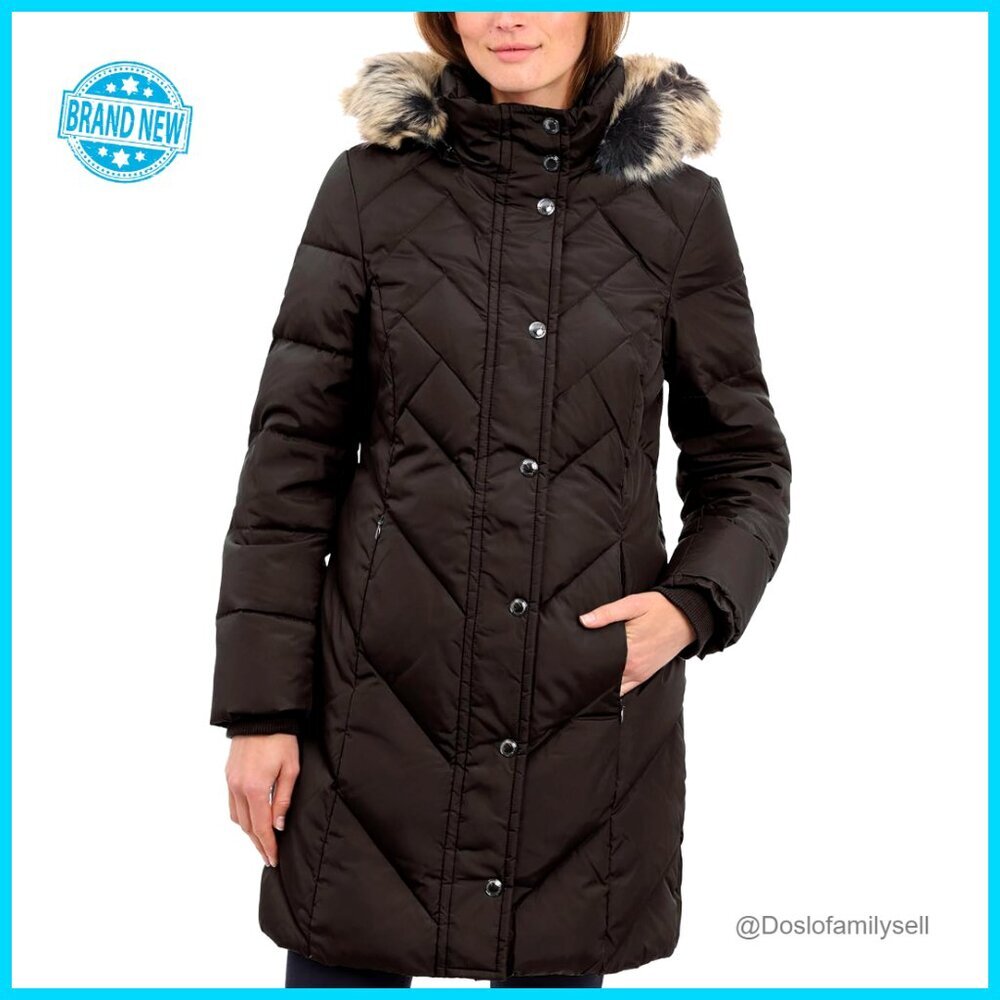 Knee Length Down Coat Quilted Hooded Snap Front Slim Silhouette Winter Jacket